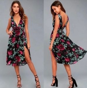 Lulu's Floral V Swing Midi Dress